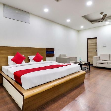 Oyo 43936 Hotel Rajputana Palace Farrukhabad Cameră foto