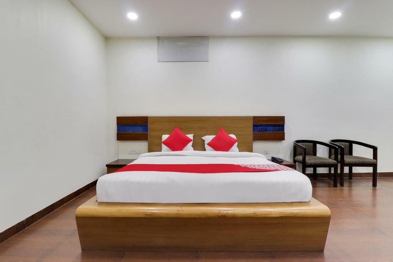 Oyo 43936 Hotel Rajputana Palace Farrukhabad Cameră foto