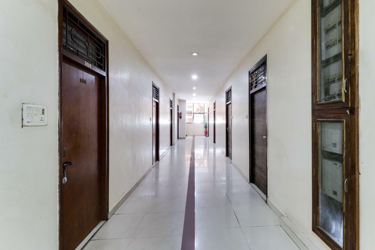 Oyo 43936 Hotel Rajputana Palace Farrukhabad Exterior foto